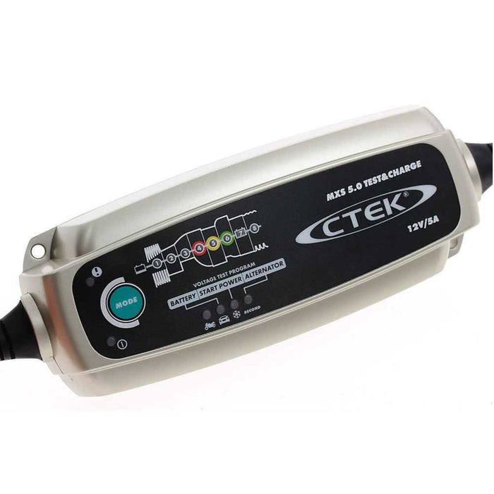 Panel de control del cargador CTEK MXS 5.0 con programas de carga inteligente