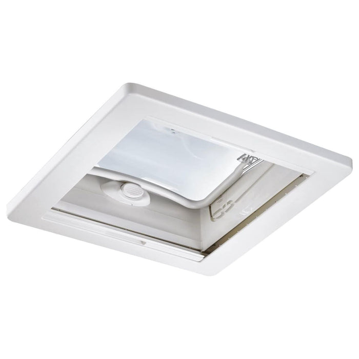 Sistema de ventilación forzada del Dometic Mini Heki 25–42 mm visto desde el interior