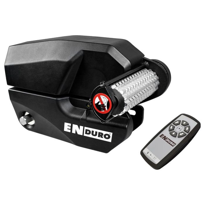 Unidad motorizada del mover Enduro EM303+ junto al mando de control remoto.
