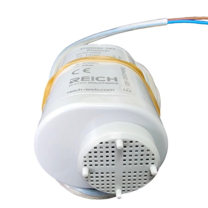 Detalle de la rejilla de aspiración en la base de la bomba sumergible Reich Power Jet 22 l/min