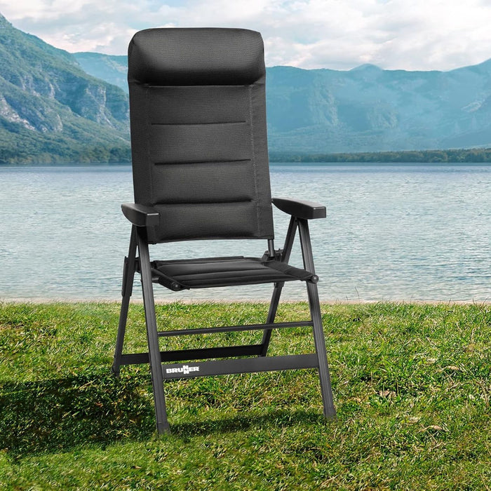 Silla plegable de camping Brunner Skye 3D negra para uso en exteriores y caravanas